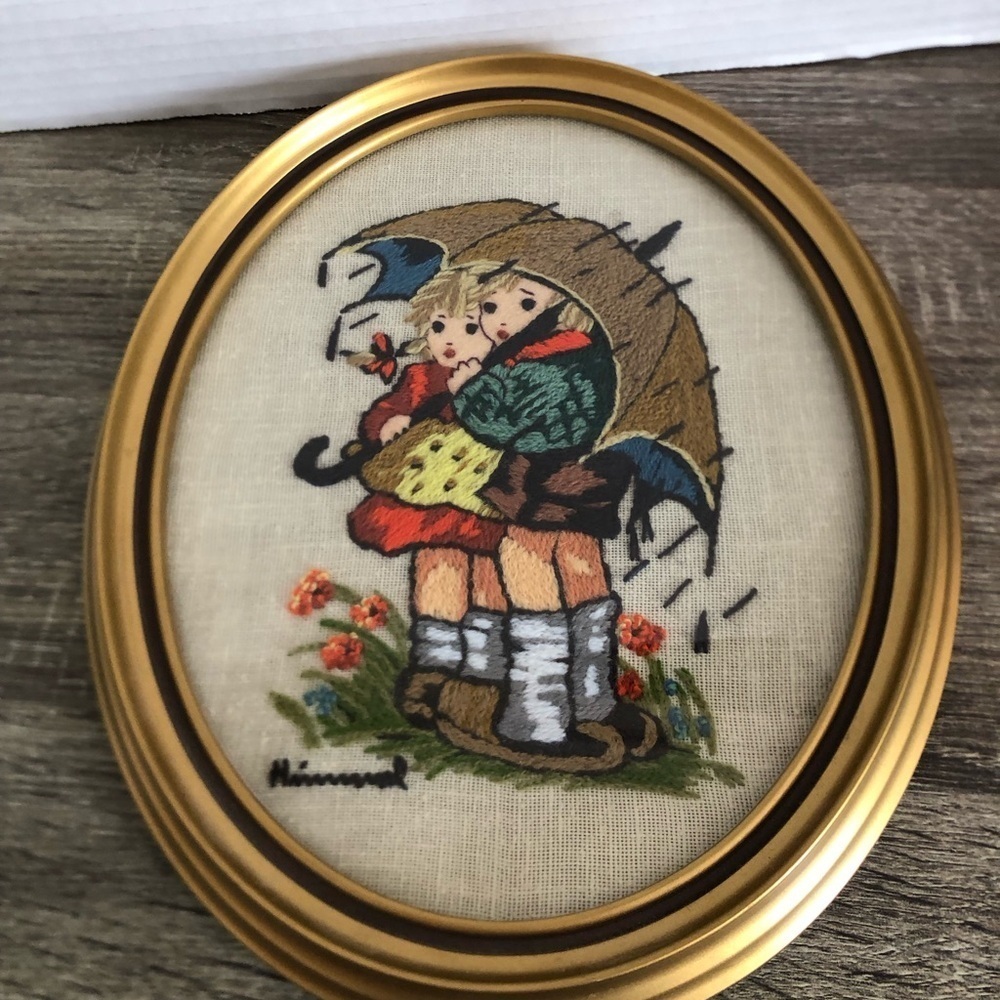 Vtg Embroidered Hummel in Frame - Picture 3 of 10